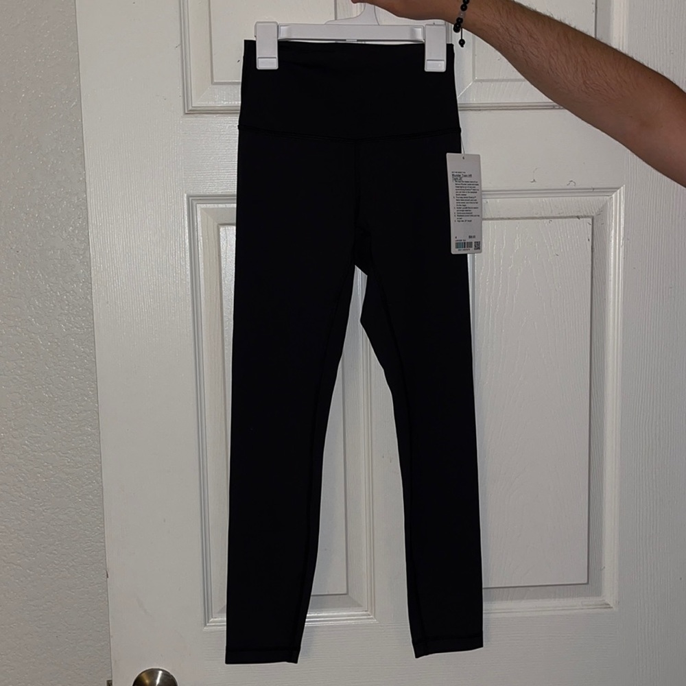 Size 4 Wunder Train HR Tight 25”